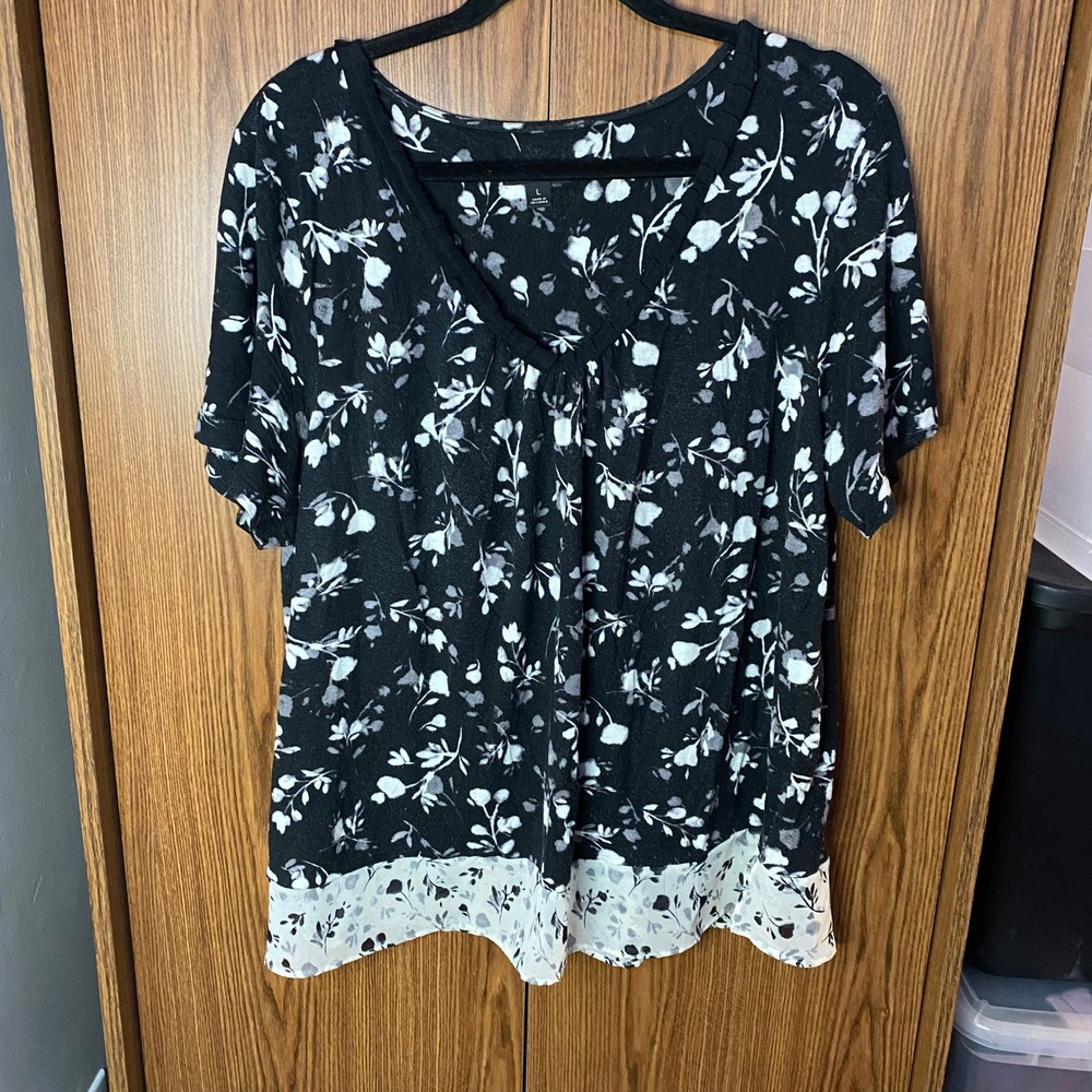 Simply Vera Vera Wang Blouse Womens‎ Large Black Floral Chiffon Trim V-Neck Top